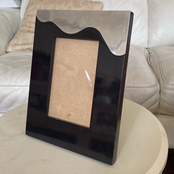 Groovy Glam Black Lacquer & Silver Picture Frame - Picture 5 of 6
